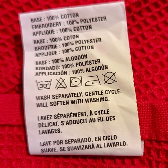 NWT Crate & Barrel Holiday Bear Towels SET of 2 (Gingerbread design) - Picture 6 of 12